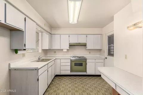 Kitchen - 6027 Ellis St, Mesa, AZ 85204 photo 1 of 1