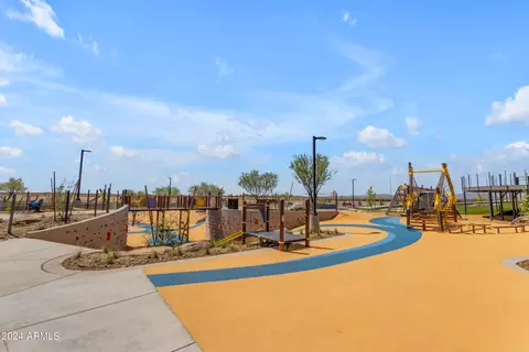 View/Area - 10064 S Dutchman Dr, Apache Junction, AZ 85120 photo 4 of 7