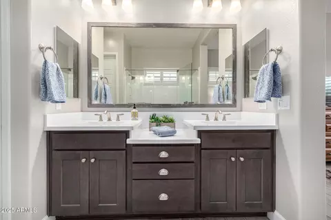 Bath - 6929 E Quill St, Mesa, AZ 85207 photo 1 of 4