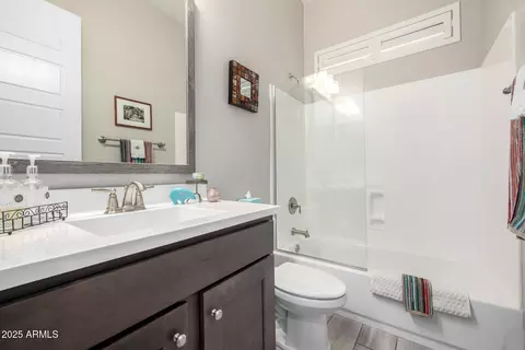 Bath - 6929 E Quill St, Mesa, AZ 85207 photo 3 of 4