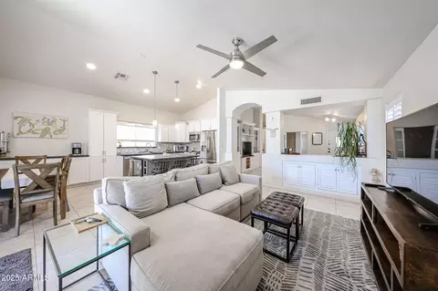 Living - 4765 E Charleston Ave, Phoenix, AZ 85032 photo 1 of 2