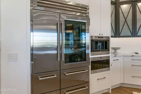 Kitchen - 2 Biltmore Est #313, Phoenix, AZ 85016 photo 4 of 4
