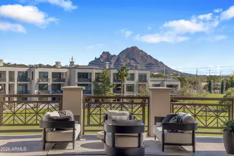 2 Biltmore Est #313, Phoenix, AZ 85016