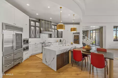 Kitchen - 2 Biltmore Est #313, Phoenix, AZ 85016 photo 2 of 4