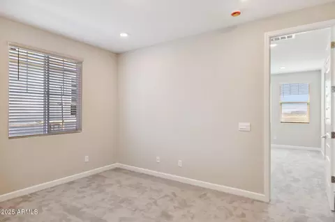 5859 E Covey Ln, Phoenix, AZ 85054 photo 15