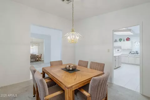 Dining - 2629 E Verbena Dr, Phoenix, AZ 85048 photo 5 of 5