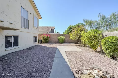 Exterior - 2629 E Verbena Dr, Phoenix, AZ 85048 photo 9 of 14