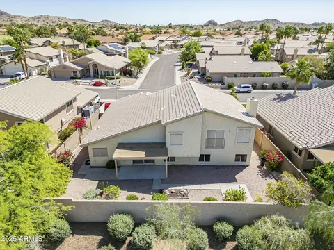 View/Area - 2629 E Verbena Dr, Phoenix, AZ 85048 photo 4 of 5