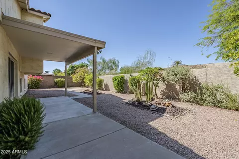Exterior - 2629 E Verbena Dr, Phoenix, AZ 85048 photo 3 of 14