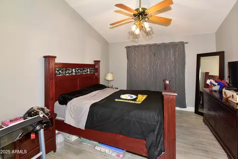 Bedroom - 7916 E Naranja Ave, Mesa, AZ 85209 photo 1 of 6