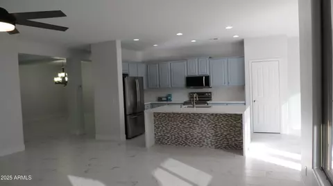29462 N 126th Ln, Peoria, AZ 85383