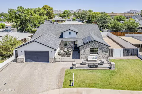 Exterior - 3834 E Clarendon Ave, Phoenix, AZ 85018 photo 14 of 14