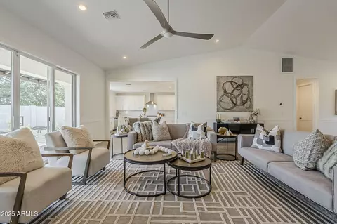 Living - 3834 E Clarendon Ave, Phoenix, AZ 85018 photo 1 of 2
