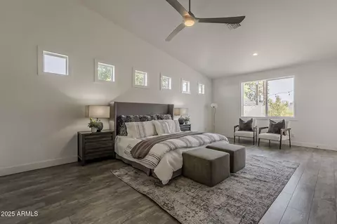 Bedroom - 3834 E Clarendon Ave, Phoenix, AZ 85018 photo 1 of 6