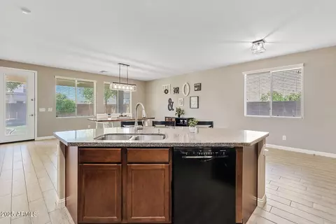 Kitchen - 11129 E Reginald Ave, Mesa, AZ 85212 photo 2 of 4