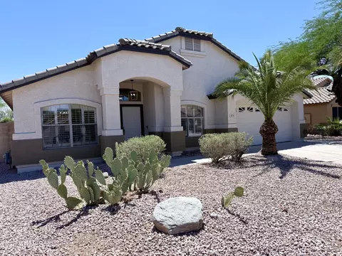 Exterior - 1679 E Oakland St, Gilbert, AZ 85295 photo 2 of 6