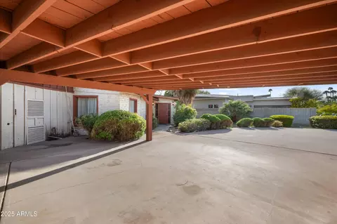 Exterior - 4461 E Flower St, Phoenix, AZ 85018 photo 5 of 7