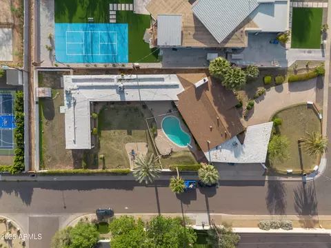 View/Area - 4461 E Flower St, Phoenix, AZ 85018 photo 2 of 9