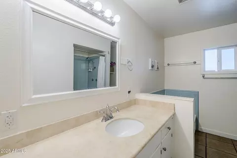 Bath - 120 S Olive --, Mesa, AZ 85204 photo 1 of 6