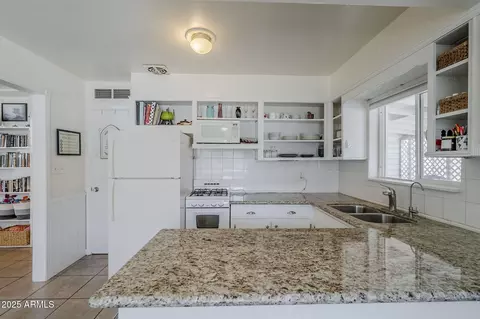 Kitchen - 120 S Olive --, Mesa, AZ 85204 photo 4 of 7