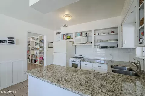 Kitchen - 120 S Olive --, Mesa, AZ 85204 photo 5 of 7