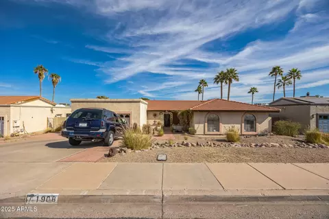 1908 E Beck Ln, Phoenix, AZ 85022