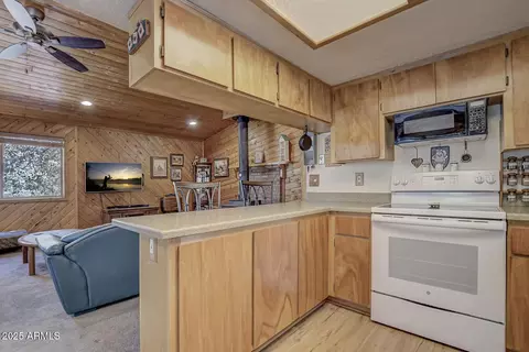 Kitchen - 4004 N Gila Trl, Pine, AZ 85544 photo 2 of 3