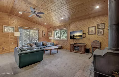 Living - 4004 N Gila Trl, Pine, AZ 85544 photo 2 of 3