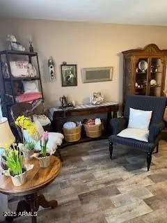 2501 E Pebble Beach Dr, Tempe, AZ 85282 photo 3
