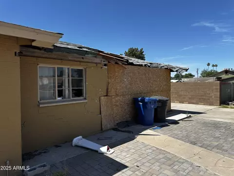 Exterior - 1039 E Broadway Rd, Mesa, AZ 85204 photo 2 of 25