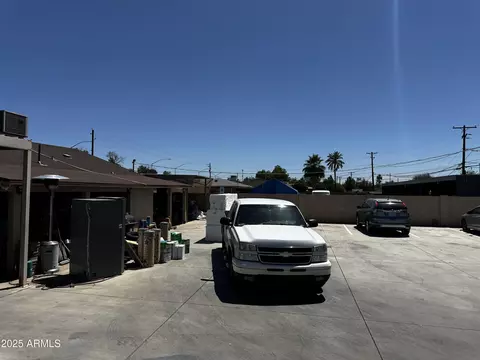 Exterior - 1039 E Broadway Rd, Mesa, AZ 85204 photo 25 of 25
