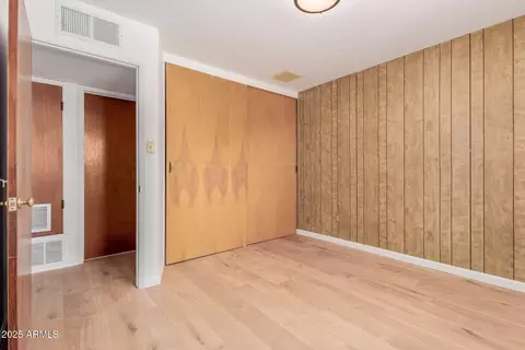 Bedroom - 10012 N 16th Dr, Phoenix, AZ 85021 photo 1 of 3