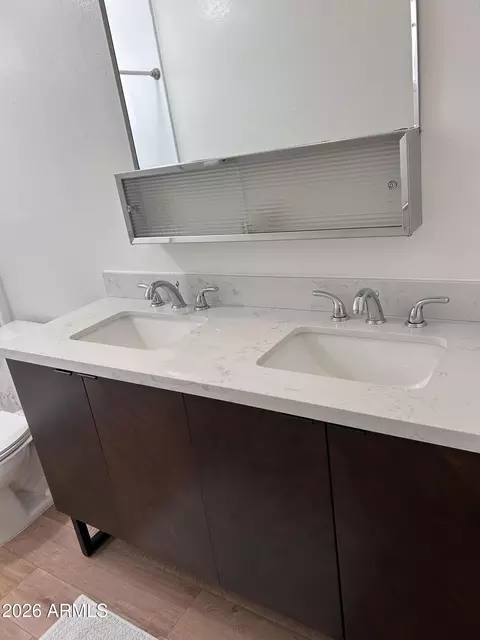 Bath - 10012 N 16th Dr, Phoenix, AZ 85021 photo 3 of 4