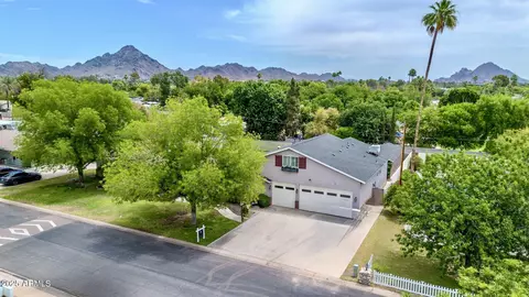 5621 N 13th St, Phoenix, AZ 85014 photo 4