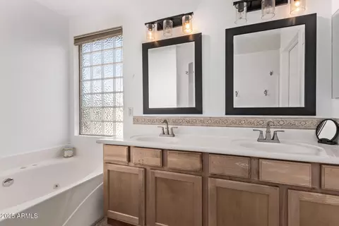 Bath - 3466 E Bruce Ave, Gilbert, AZ 85234 photo 1 of 4