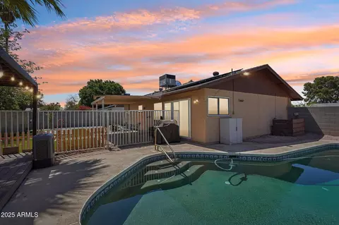 207 E Strahan Dr, Tempe, AZ 85283 photo 3