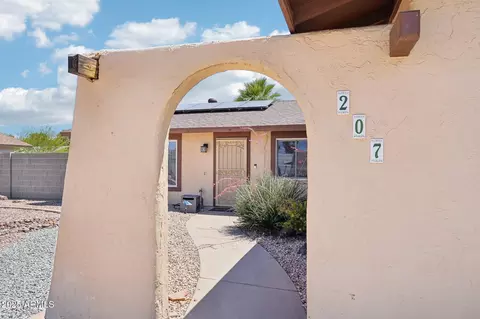 207 E Strahan Dr, Tempe, AZ 85283 photo 7