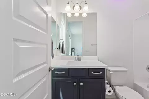 Bath - 22306 N 34th Pl, Phoenix, AZ 85050 photo 3 of 3