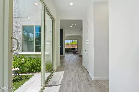 Entry Way - 22306 N 34th Pl, Phoenix, AZ 85050 photo 1 of 5