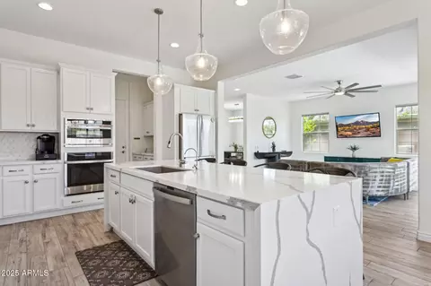Kitchen - 22306 N 34th Pl, Phoenix, AZ 85050 photo 3 of 5