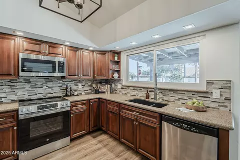 656 W Devon Ct, Gilbert, AZ 85233 photo 20