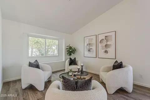 656 W Devon Ct, Gilbert, AZ 85233 photo 8