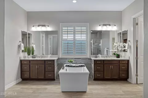 Bath - 2027 E La Costa Ct, Gilbert, AZ 85298 photo 1 of 6