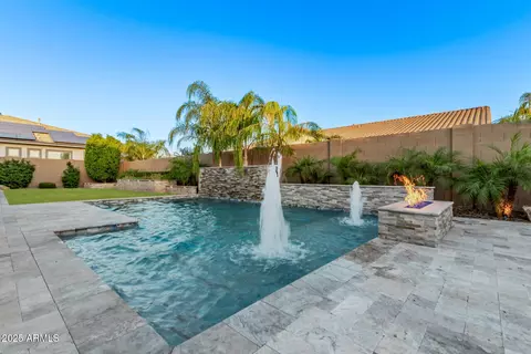 Exterior - 2027 E La Costa Ct, Gilbert, AZ 85298 photo 9 of 13