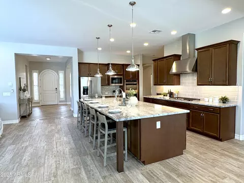 Kitchen - 2027 E La Costa Ct, Gilbert, AZ 85298 photo 2 of 6