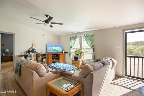 1895 N George Patton Rd, Huachuca City, AZ 85616