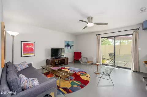 Living - 1124 E Rose Ln #17, Phoenix, AZ 85014 photo 1 of 3