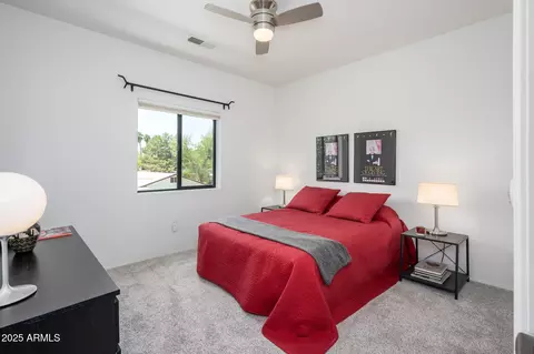 Bedroom - 1124 E Rose Ln #17, Phoenix, AZ 85014 photo 3 of 3