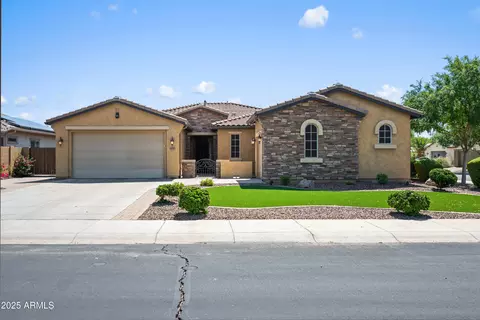 4721 N Aldea Rd W, Litchfield Park, AZ 85340