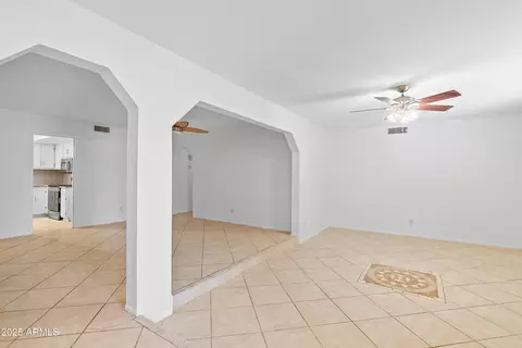 Living - 962 W Keating Ave, Mesa, AZ 85210 photo 1 of 4